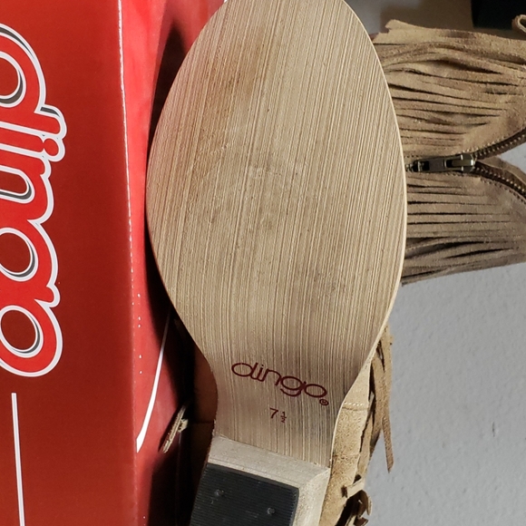 Dingo Fringe Booties - Picture 4 of 5